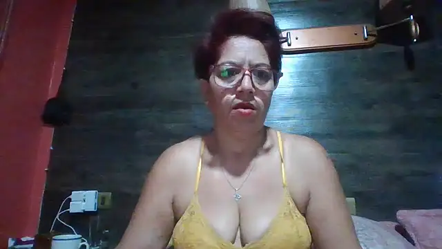 TRISH MILF online show from March 2025 09:23:02 AM