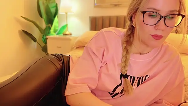 Myassistant online show from April 2026 09:43:02 PM