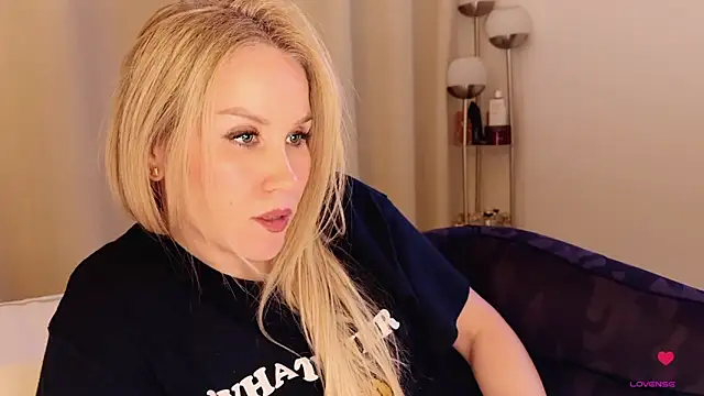 Myassistant online show from October 2025 11:44:02 PM