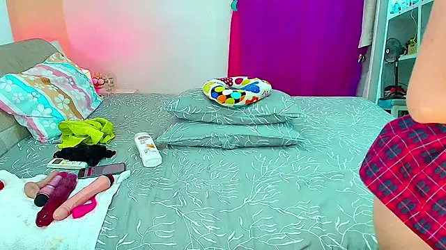 Snapshot of Kendralove31xxx chatting on November 2025 02:32:02 AM Kendralove31xxx online show from November 2025 02:32:02 AM