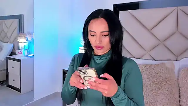 alexa tobar online show from January 2026 10:03:01 PM