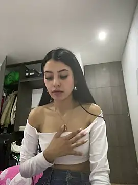 sophie conor online show from December 2024 09:45:01 PM