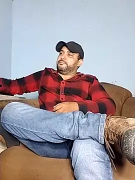 friendsloversex online show from February 2025 08:10:01 PM