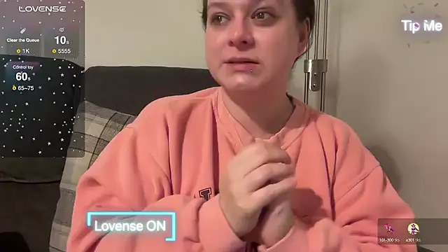 NaughtyWifeUK online show from February 2025 09:48:01 PM