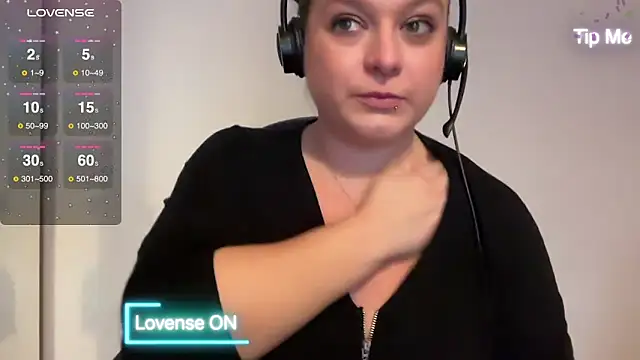 NaughtyWifeUK online show from January 2025 03:13:01 PM