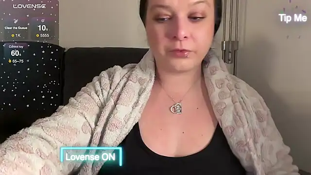 NaughtyWifeUK online show from February 2025 01:20:02 AM