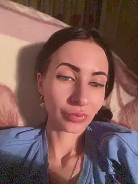 Starry Siren online show from April 2026 03:49:01 PM