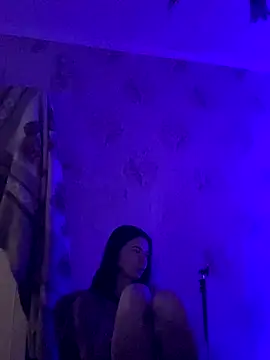 Starry Siren online show from November 2025 05:06:02 PM