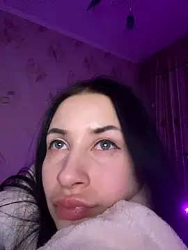 Starry Siren online show from October 2025 06:42:01 PM