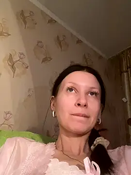 Starry Siren online show from December 2025 03:22:02 PM