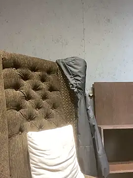 Starry Siren online show from October 2025 09:07:01 AM