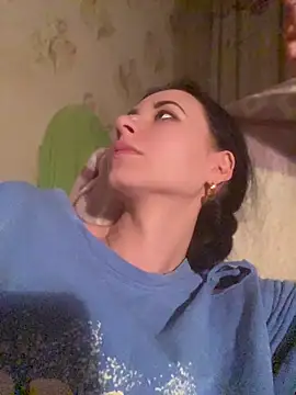 Starry Siren online show from April 2026 05:18:01 PM