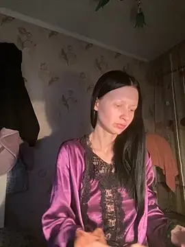 Starry Siren online show from November 2025 06:02:02 PM