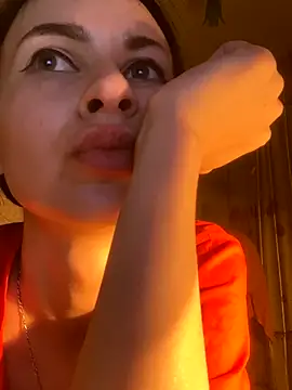 Starry Siren online show from October 2025 05:12:02 PM