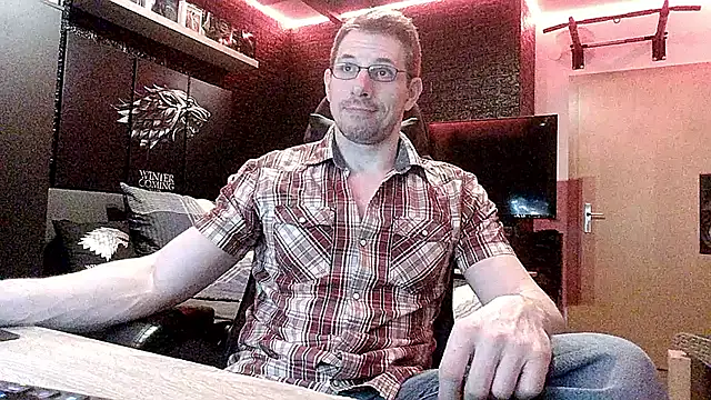 dreamwallker21 online show from April 2026 06:58:02 PM