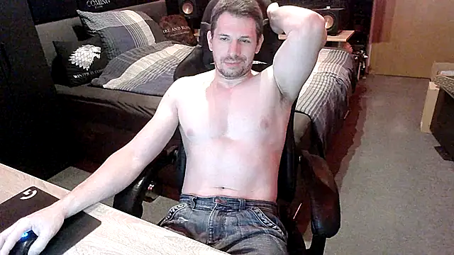 dreamwallker21 online show from May 2026 08:11:01 AM