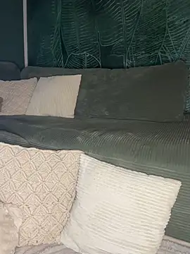 Snapshot of ObviouslyPeachy chatting on March 2025 07:58:02 PM ObviouslyPeachy online show from March 2025 07:58:02 PM