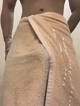 Snapshot of Shona5768 chatting on November 2025 04:12:02 AM Shona5768 online show from November 2025 04:12:02 AM