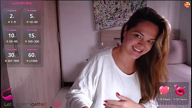 Snapshot of ParisW chatting on February 2026 09:58:03 PM ParisW online show from February 2026 09:58:03 PM