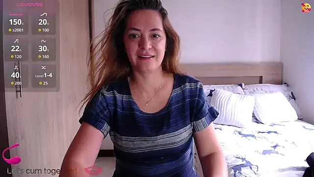 Snapshot of ParisW chatting on August 2026 04:13:02 PM ParisW online show from August 2026 04:13:02 PM