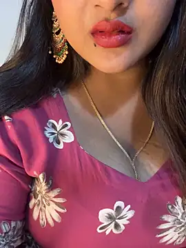 Ayesha mahi online show from April 2026 08:32:02 AM