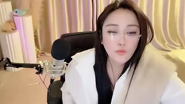 Daisy-77 online show from March 2025 08:59:01 PM