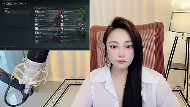 Daisy-77 online show from June 2026 01:32:02 PM