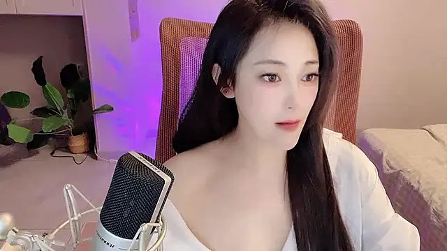 Daisy-77 online show from November 2025 03:12:02 PM