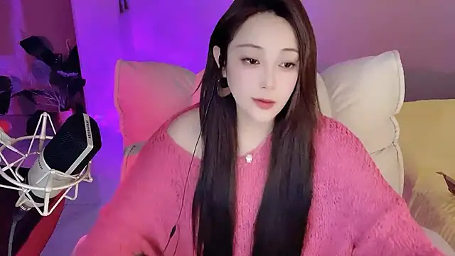 Daisy-77 online show from October 2025 12:57:01 PM