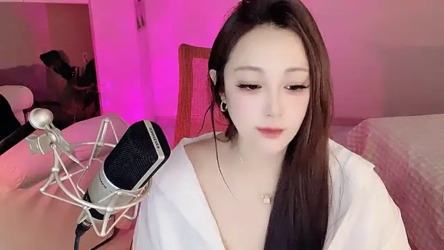 Daisy-77 online show from October 2025 12:08:01 PM