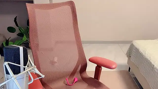 Daisy-77 online show from December 2025 10:26:02 PM