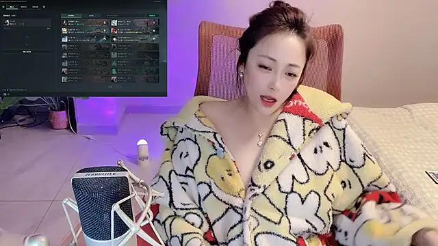 Daisy-77 online show from February 2026 01:12:01 PM