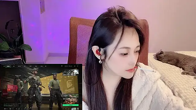 Daisy-77 online show from March 2026 12:43:01 PM