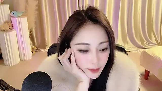 Daisy-77 online show from March 2025 09:16:01 PM