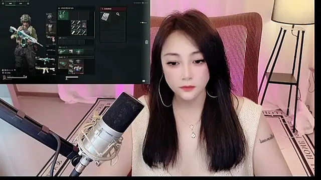 Daisy-77 online show from July 2026 01:52:05 PM