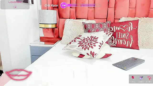 Snapshot of _Arlin_ chatting on September 2025 10:05:02 PM Arlin online show from September 2025 10:05:02 PM