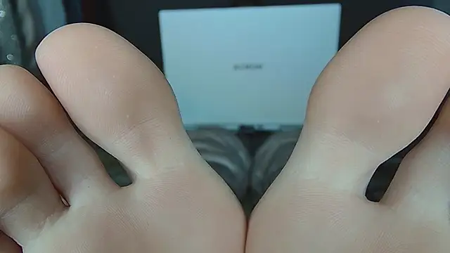 AgnesMillerS online show from February 2026 10:05:02 AM