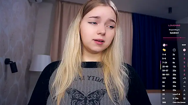 ZaraCreedon online show from November 2025 05:18:02 AM