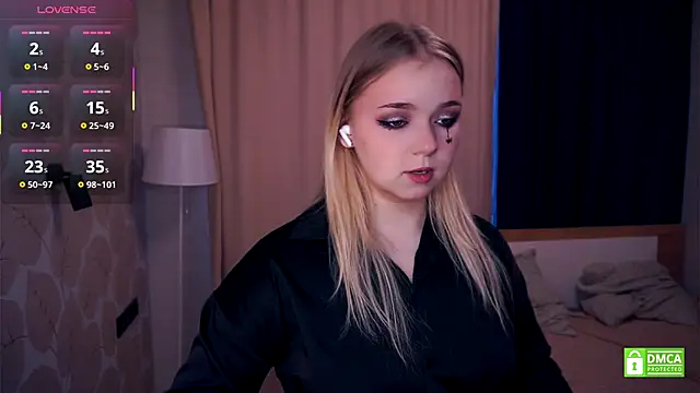 ZaraCreedon online show from October 2025 05:06:01 AM