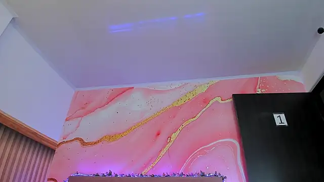 Daisy  rose online show from February 2025 11:21:02 AM