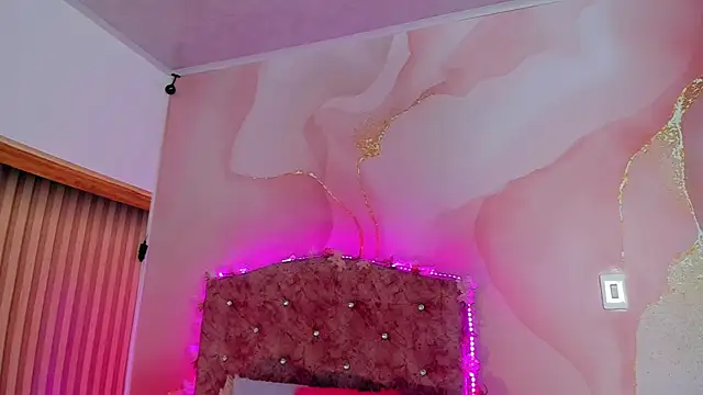 Daisy  rose online show from September 2025 03:17:02 AM