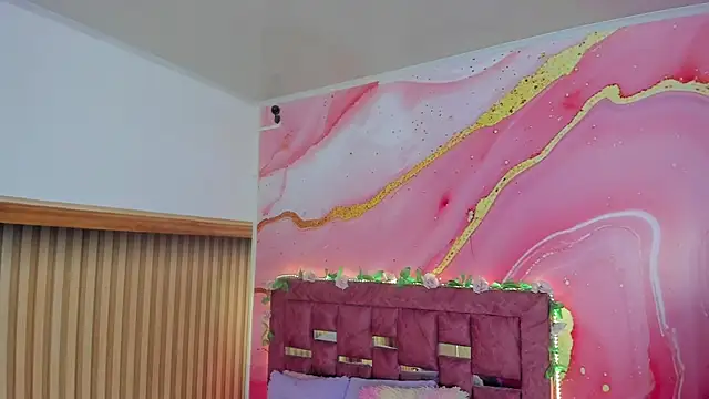 Daisy  rose online show from April 2026 03:03:01 AM