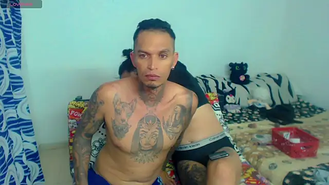 Snapshot of Perla_Hotcortes chatting on May 2026 11:13:02 PM Perla Hotcortes online show from May 2026 11:13:02 PM