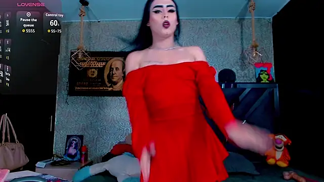 Perla Hotcortes online show from September 2025 02:46:01 PM