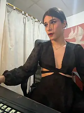 misstresbigcockts online show from October 2025 04:30:02 PM