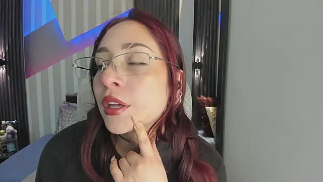 emily layton online show from December 2025 03:06:02 PM