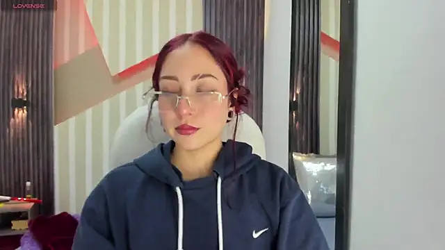 emily layton online show from February 2026 12:19:01 AM