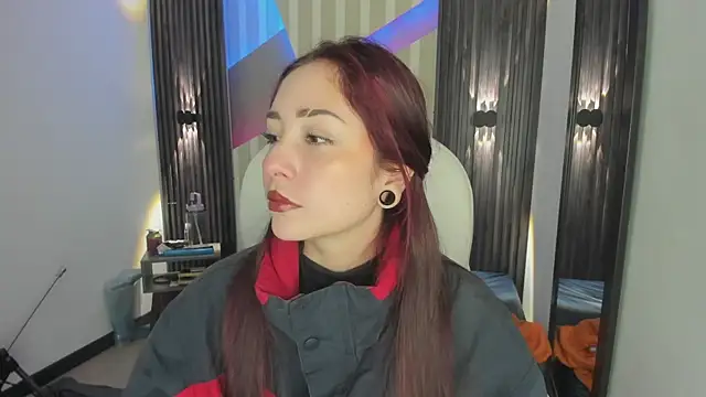 emily layton online show from January 2026 02:33:01 PM