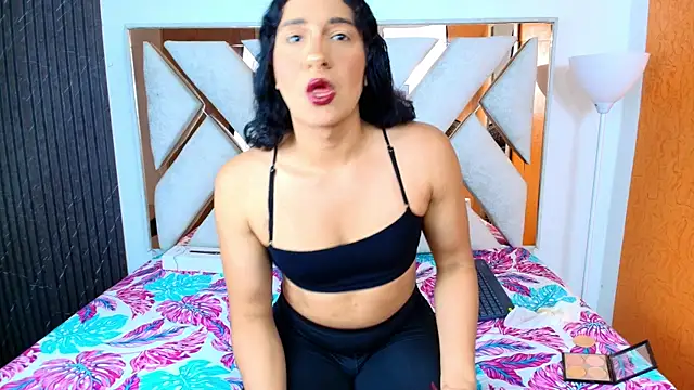 Alison Chan  online show from October 2025 02:14:02 PM