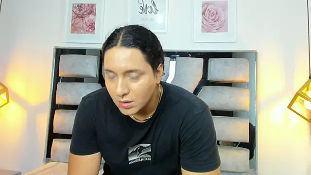 Alison Chan  online show from July 2026 09:04:01 PM
